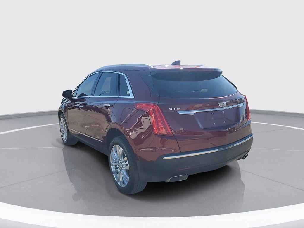 used 2018 Cadillac XT5 car, priced at $16,500