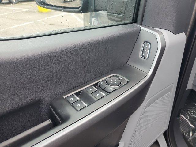 new 2025 Ford F-250 car, priced at $62,000