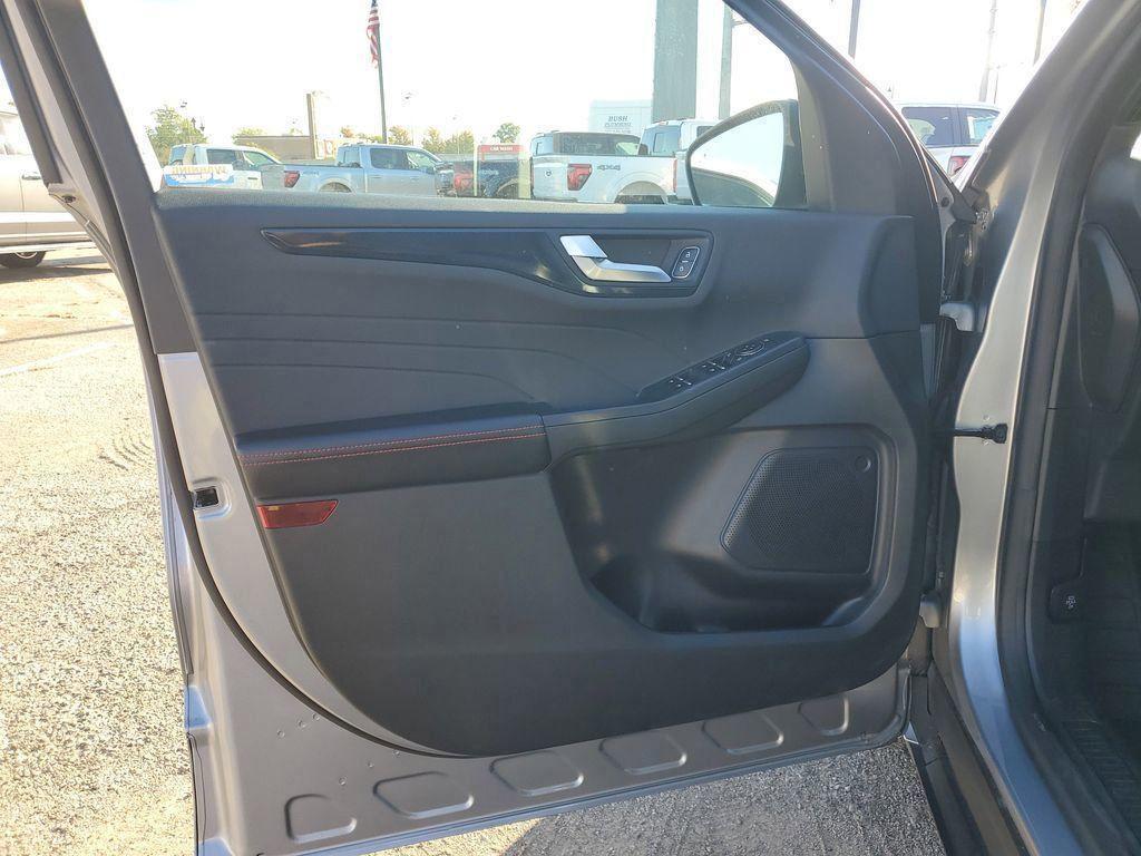 used 2023 Ford Escape car, priced at $20,750