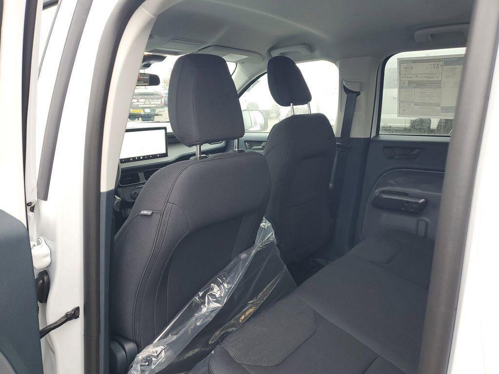 new 2025 Ford Maverick car