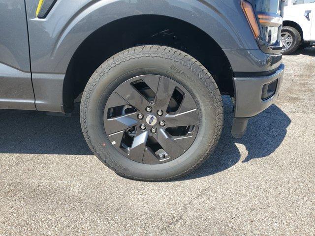 new 2025 Ford F-150 car, priced at $52,430