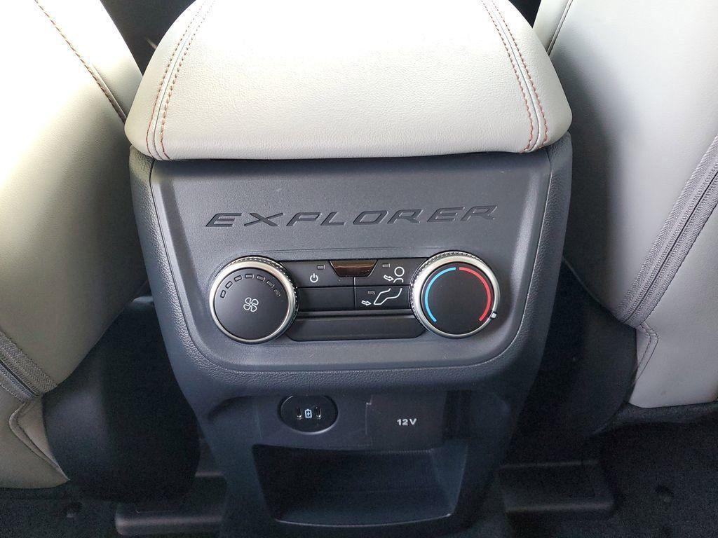 new 2026 Ford Explorer car