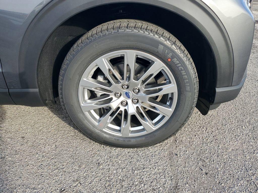 new 2026 Ford Explorer car