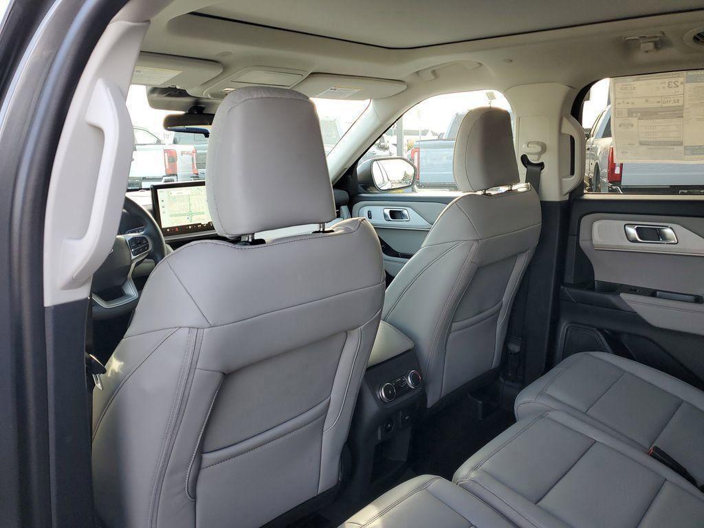 new 2026 Ford Explorer car