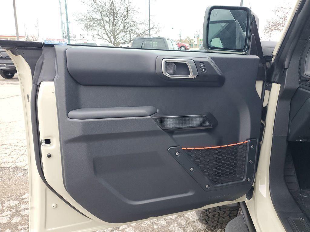 new 2025 Ford Bronco car