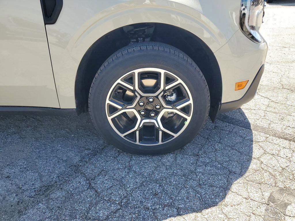 new 2025 Ford Maverick car, priced at $37,268