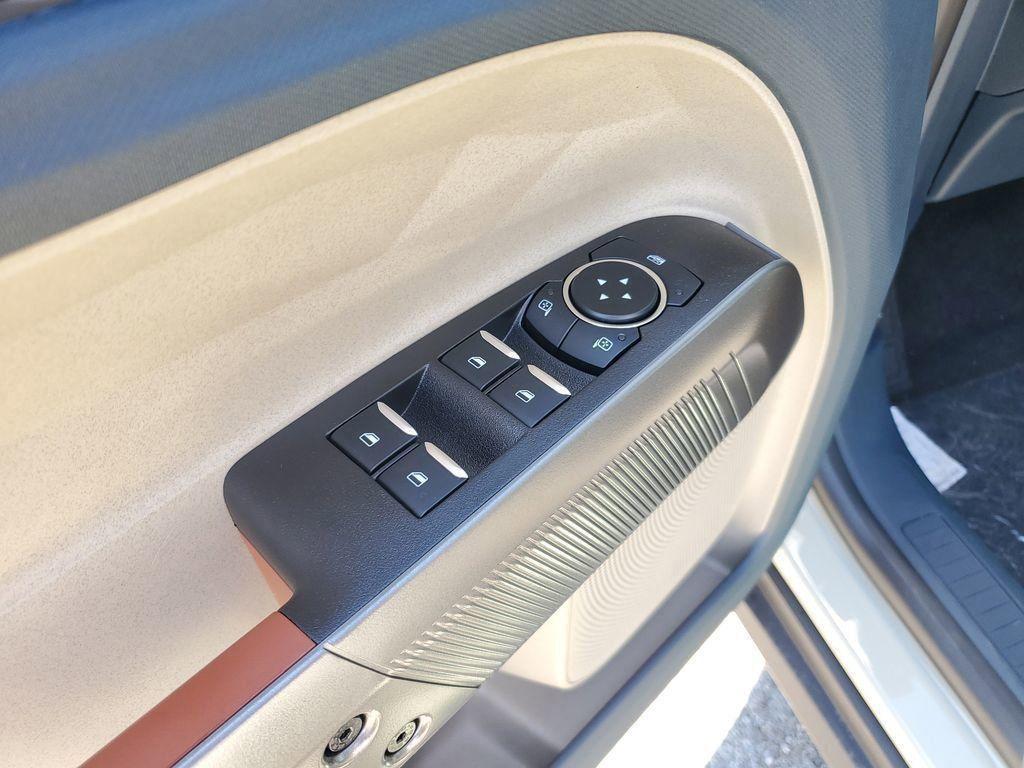 new 2025 Ford Maverick car, priced at $37,268