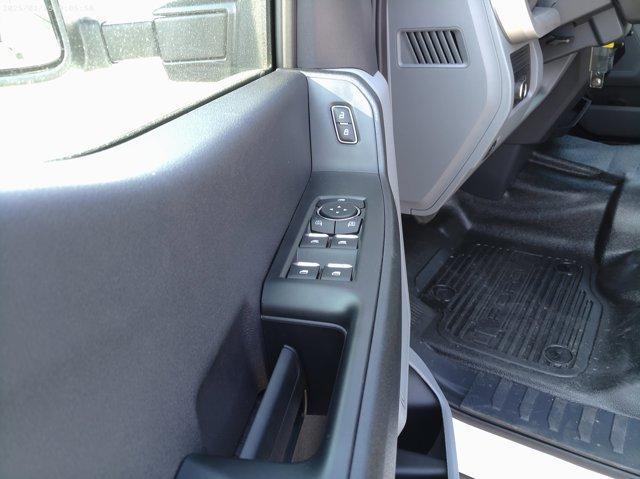 new 2025 Ford F-250 car, priced at $58,010
