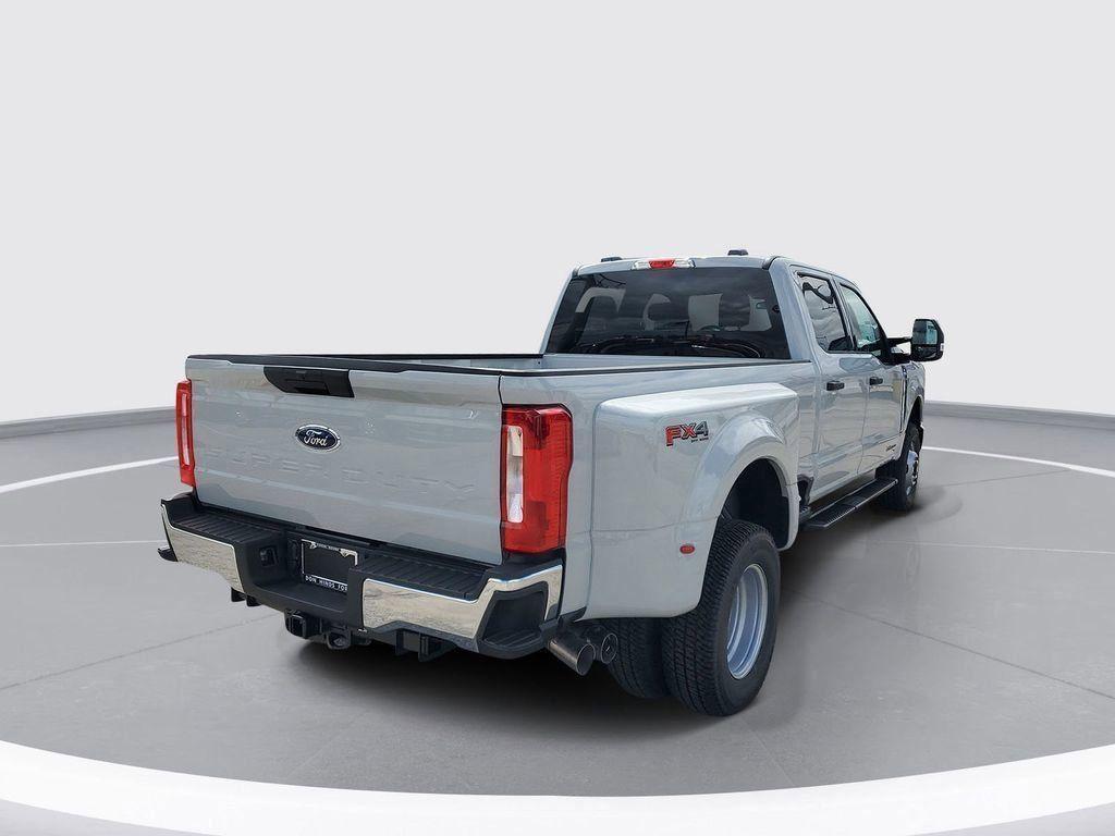 new 2026 Ford F-350 car, priced at $76,615