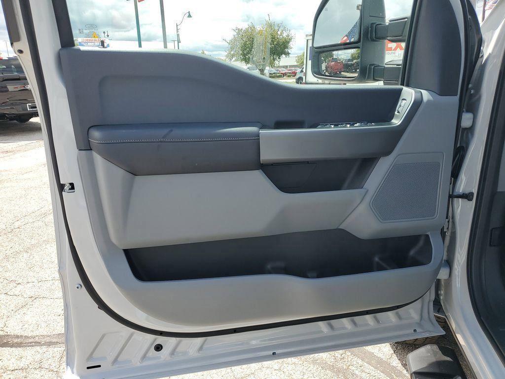 new 2026 Ford F-350 car, priced at $76,615