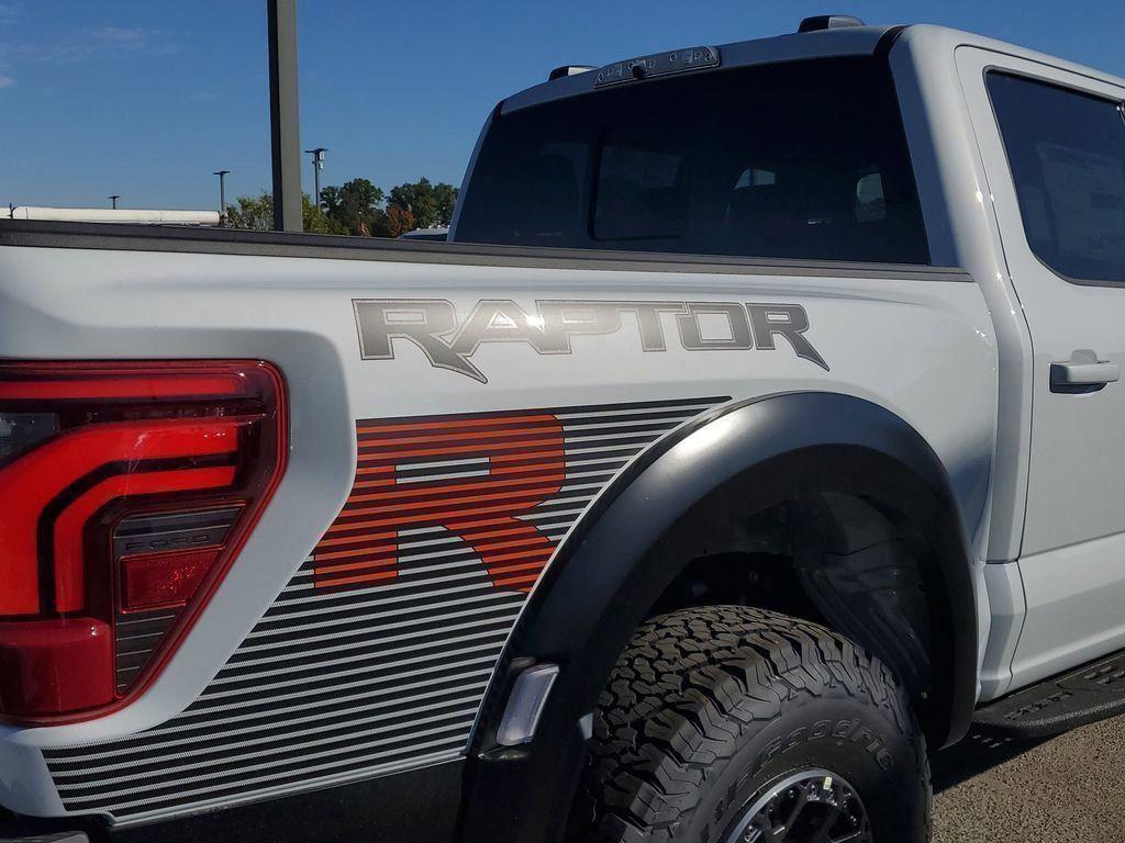 new 2025 Ford F-150 car