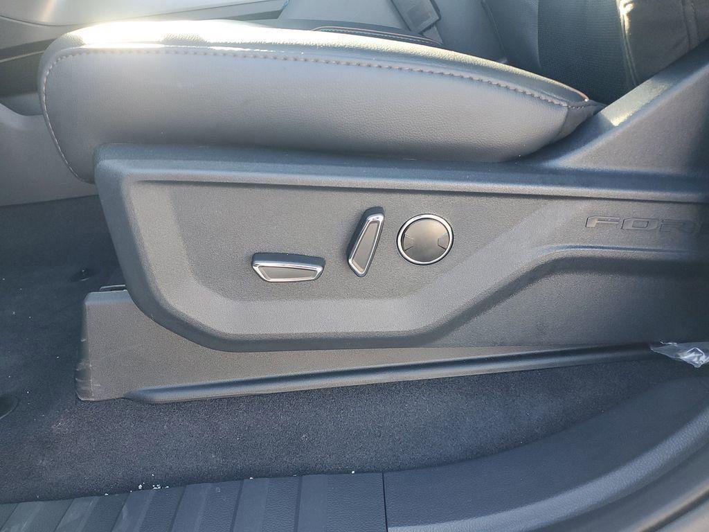 new 2025 Ford F-150 car, priced at $71,787