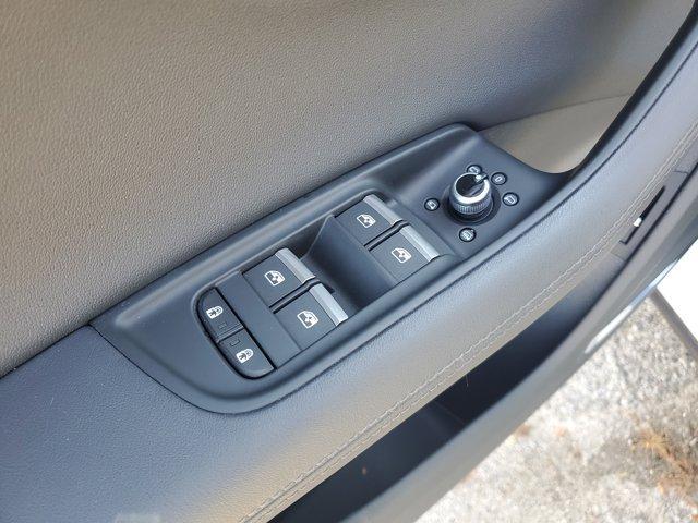 used 2023 Audi Q7 car, priced at $47,500