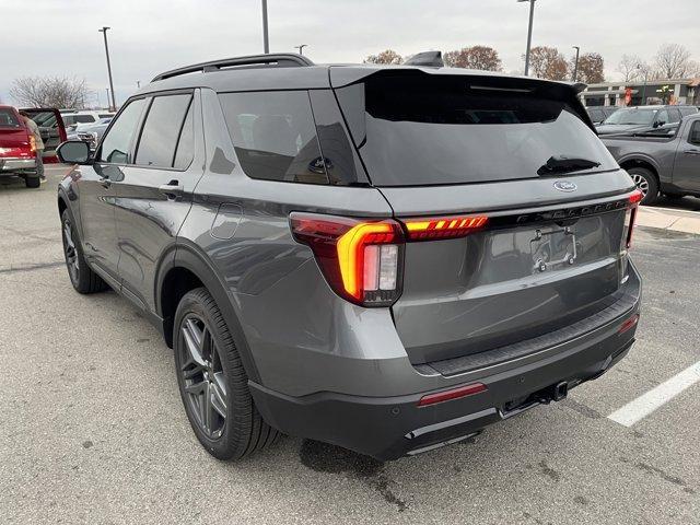 new 2025 Ford Explorer car, priced at $58,820