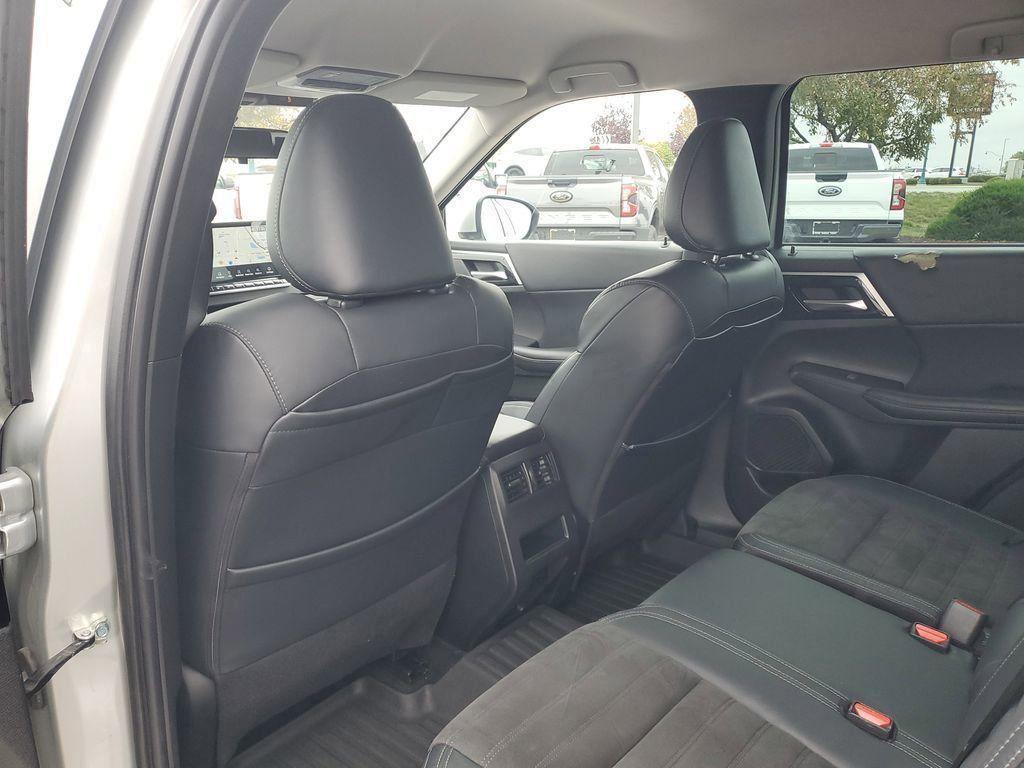 used 2023 Mitsubishi Outlander car, priced at $21,250