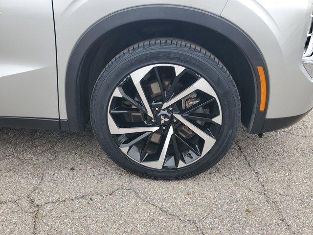 used 2023 Mitsubishi Outlander car, priced at $21,800