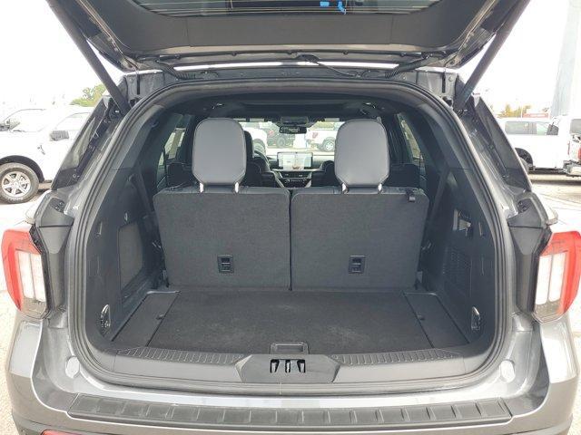 new 2025 Ford Explorer car, priced at $61,860