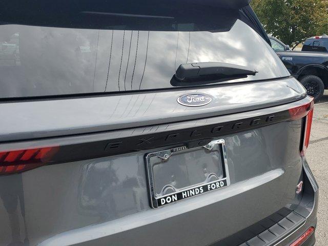 new 2025 Ford Explorer car, priced at $61,860