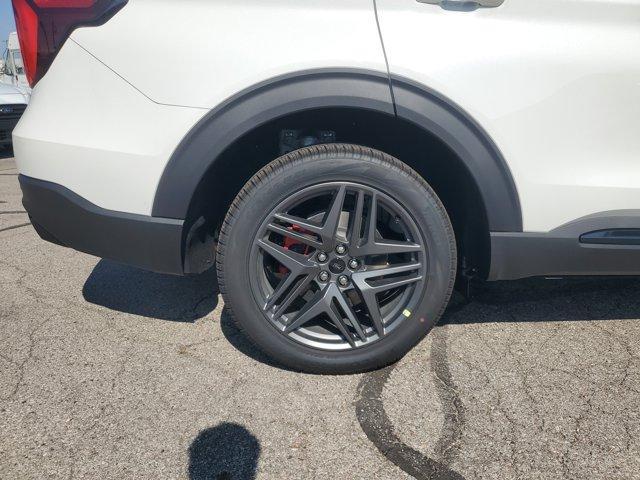 new 2025 Ford Explorer car