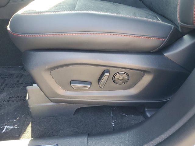 new 2025 Ford Explorer car