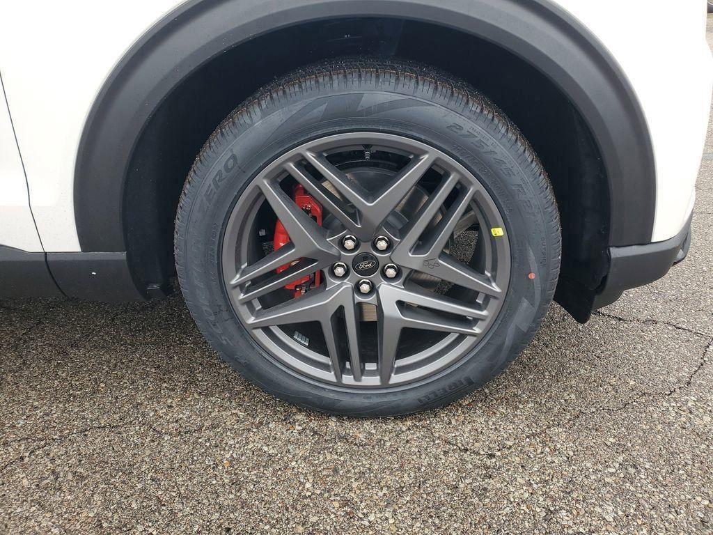 new 2026 Ford Explorer car, priced at $60,589