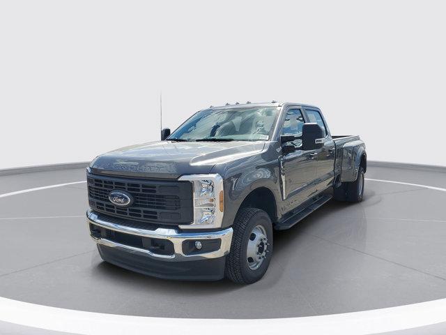 new 2026 Ford F-350 car, priced at $72,675