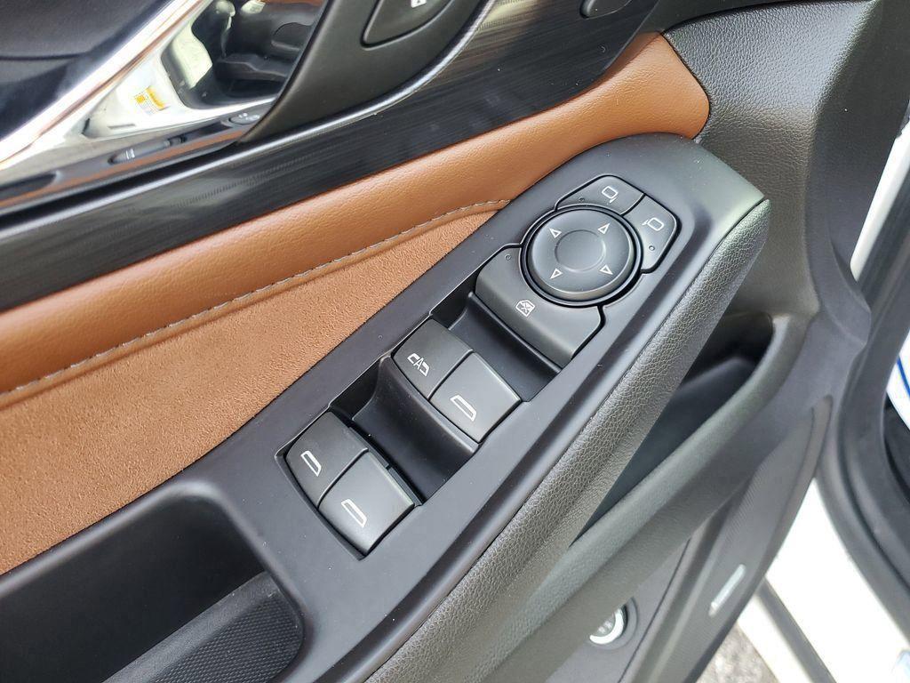 used 2018 Chevrolet Traverse car, priced at $21,000