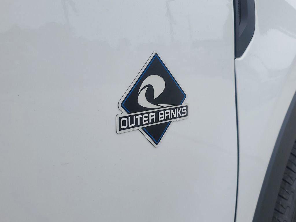 new 2025 Ford Bronco Sport car, priced at $36,838