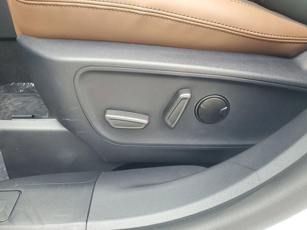 new 2025 Ford Bronco Sport car, priced at $36,838