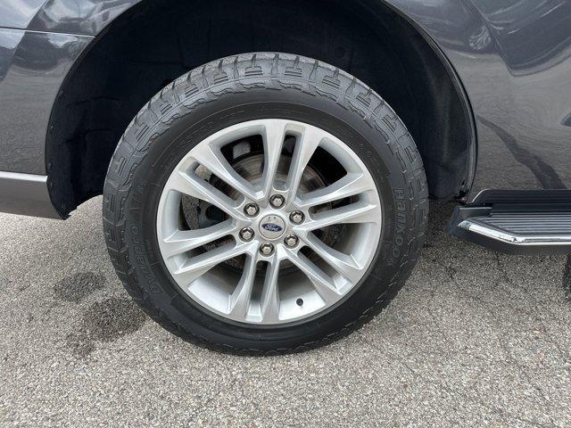 used 2022 Ford Expedition car, priced at $47,800