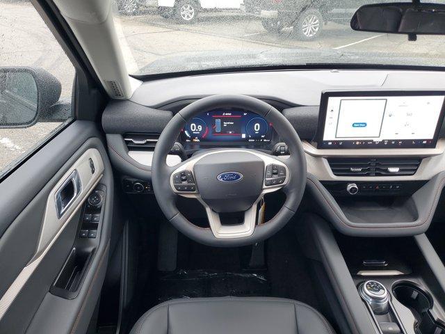 new 2025 Ford Explorer car, priced at $50,555