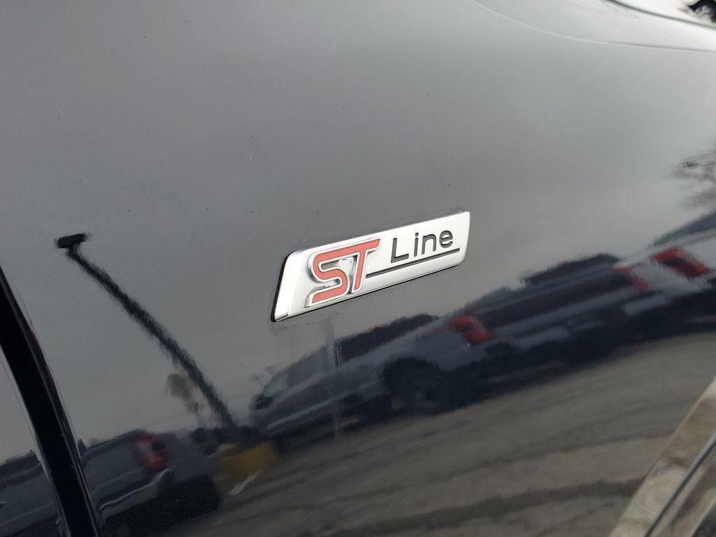 used 2023 Ford Escape car, priced at $24,200