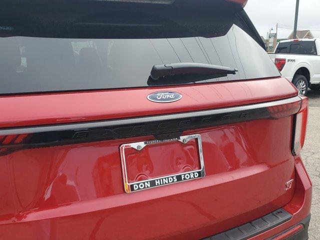 new 2025 Ford Explorer car, priced at $62,355