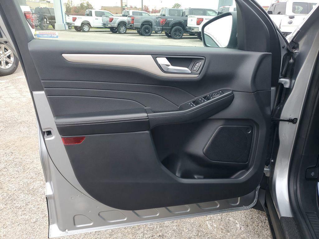 used 2022 Ford Escape car, priced at $20,639