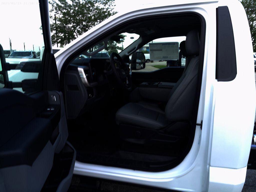 new 2025 Ford F-350 car, priced at $59,485