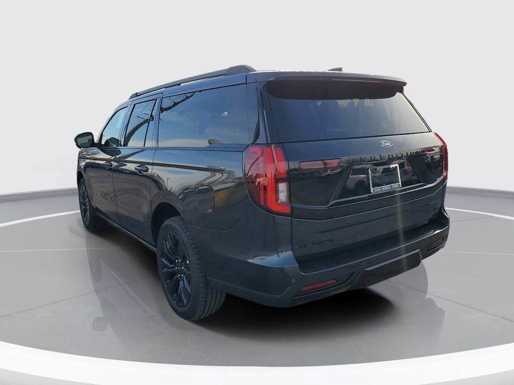 new 2025 Ford Expedition Max car