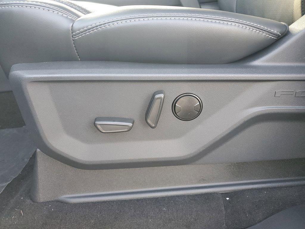 new 2025 Ford Expedition Max car