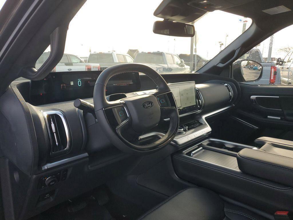 new 2025 Ford Expedition Max car