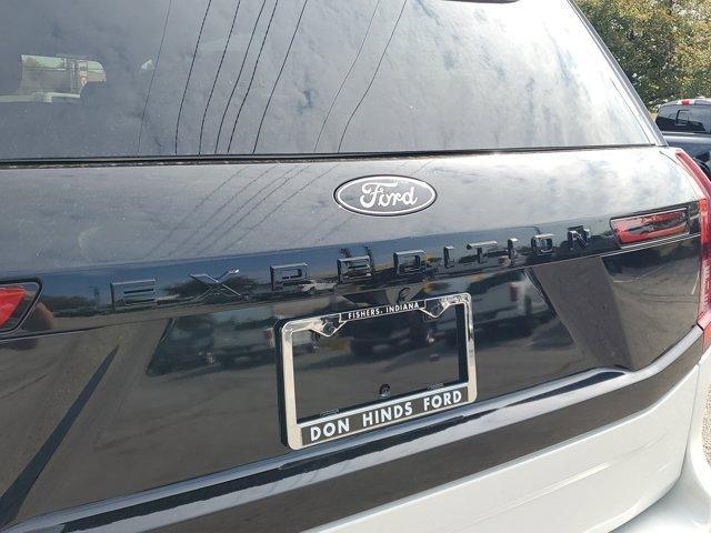 new 2025 Ford Expedition car, priced at $84,485