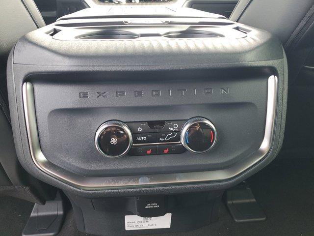 new 2025 Ford Expedition car, priced at $84,485
