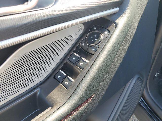 new 2025 Ford Explorer car