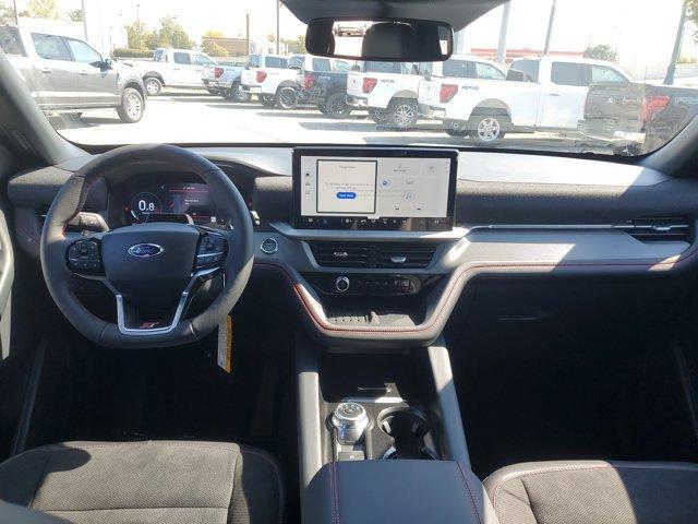 new 2025 Ford Explorer car