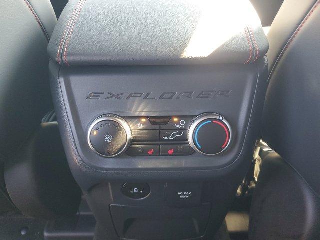 new 2025 Ford Explorer car