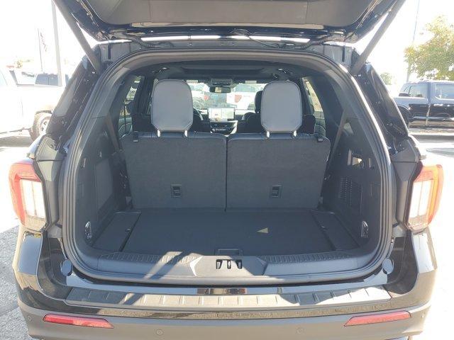 new 2025 Ford Explorer car