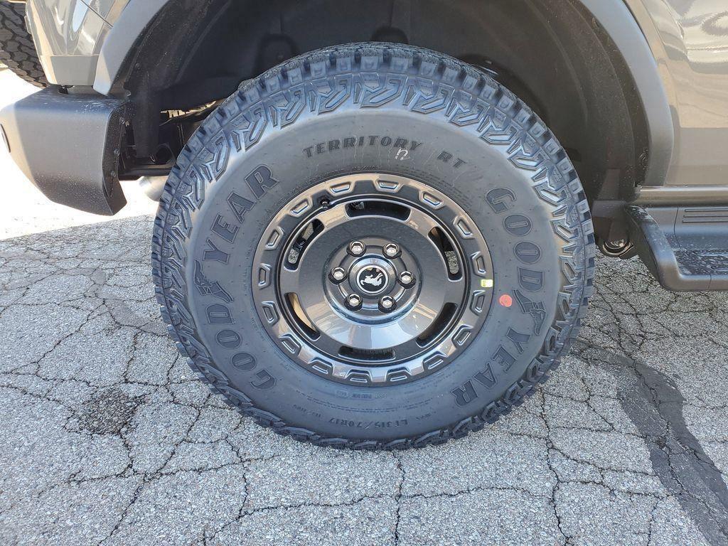 new 2025 Ford Bronco car