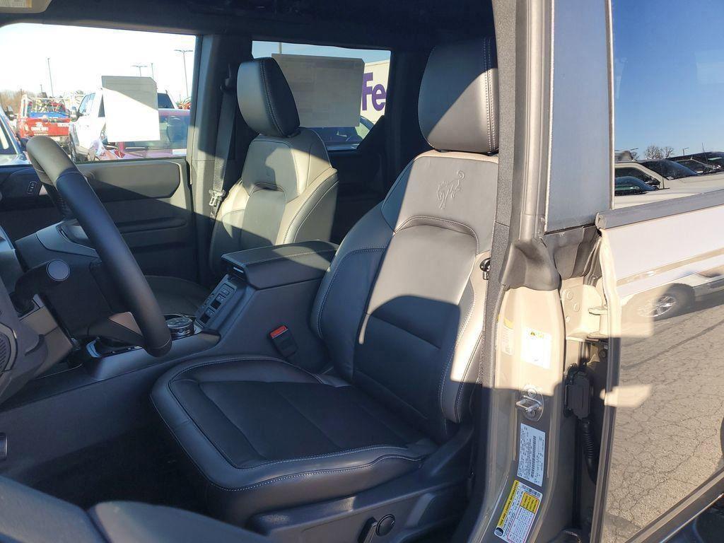 new 2025 Ford Bronco car