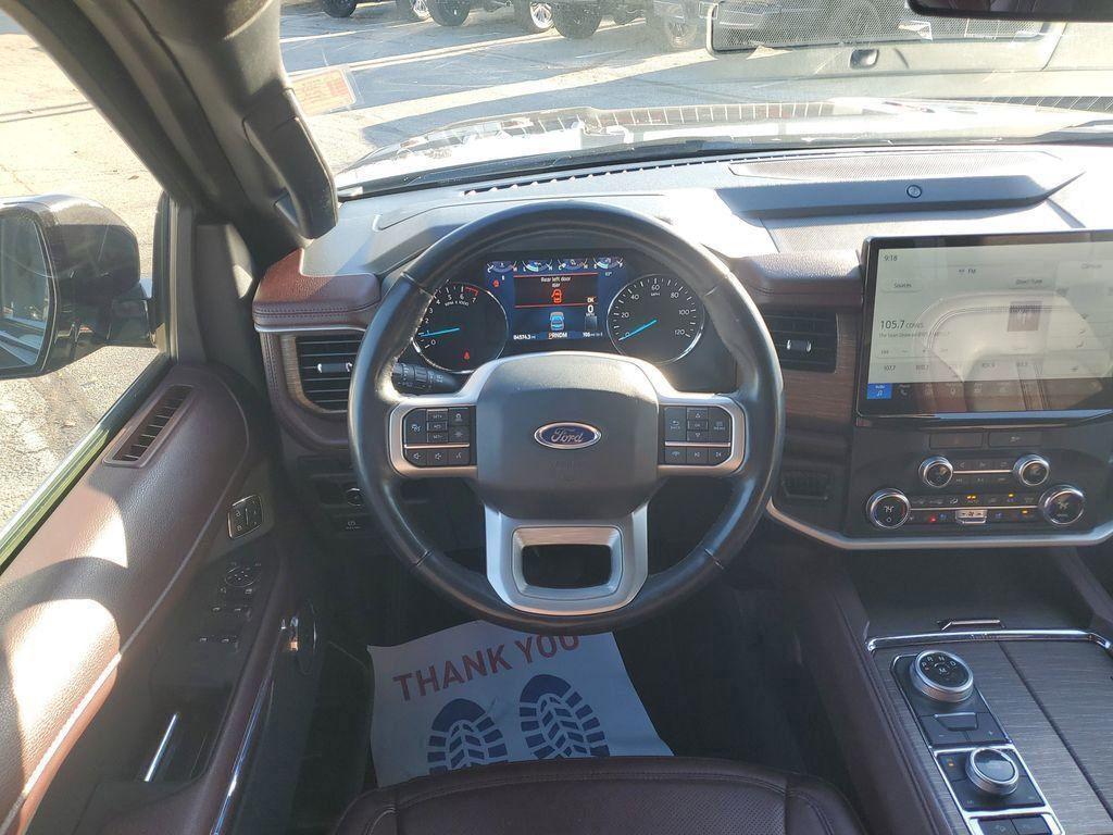 used 2023 Ford Expedition car, priced at $37,446
