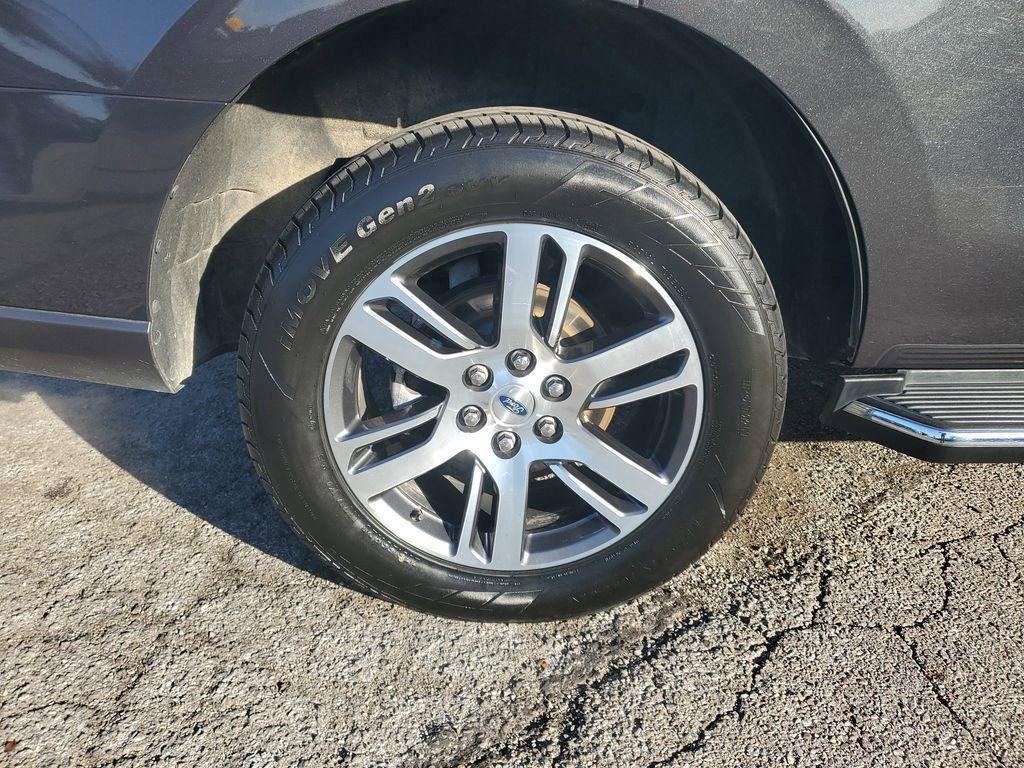 used 2023 Ford Expedition car, priced at $37,446