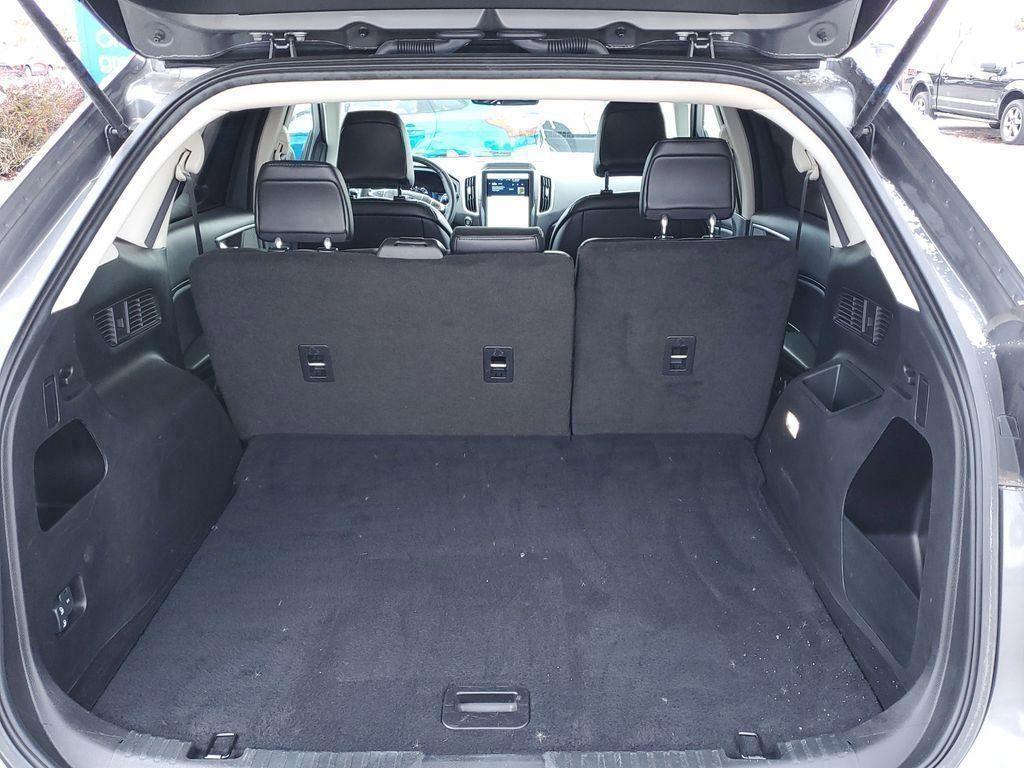 used 2024 Ford Edge car, priced at $20,355