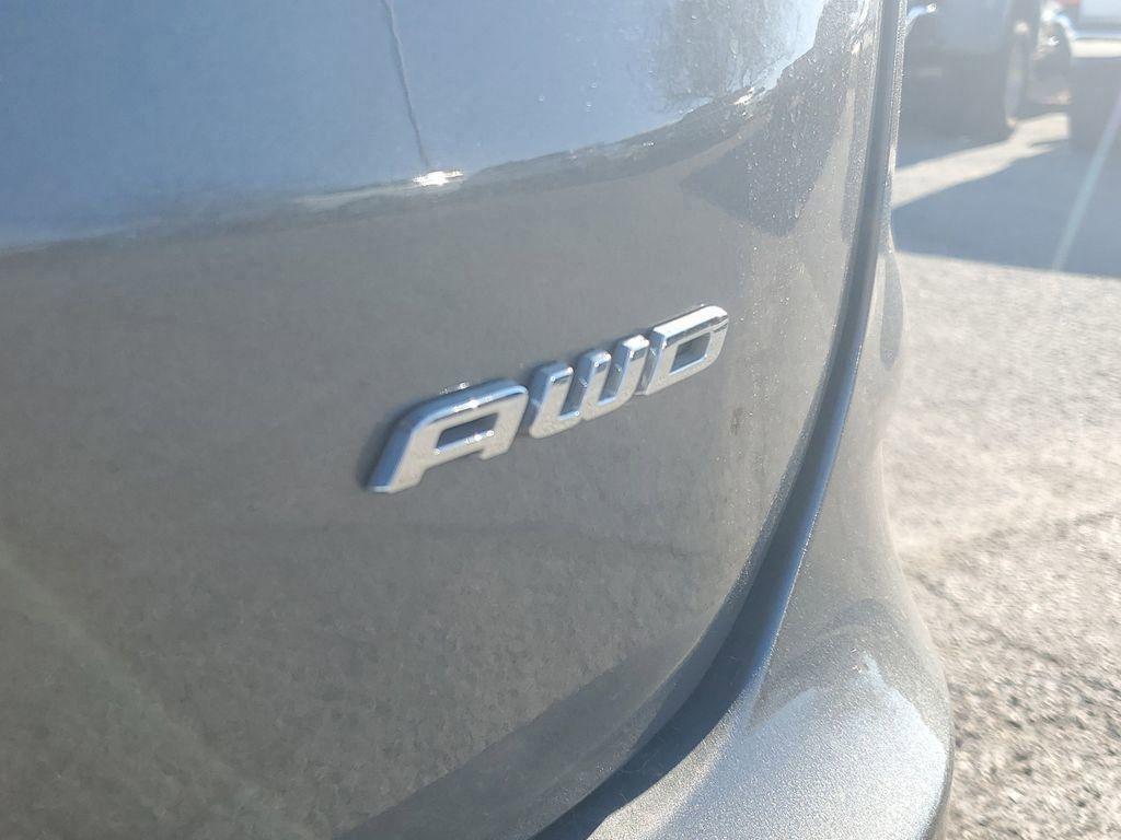 used 2024 Ford Edge car, priced at $20,355